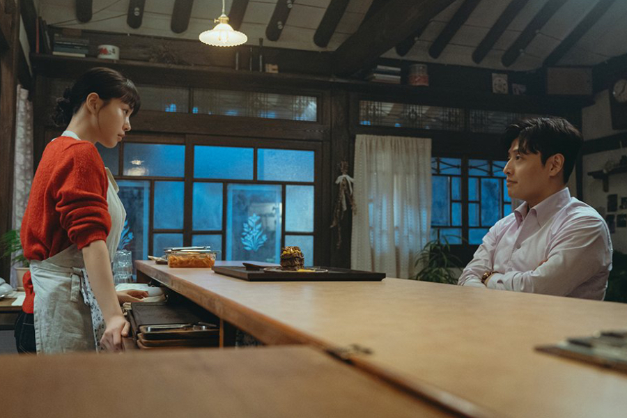 Kang Ha Neul Surprises Go Min Si At Her Restaurant In “Tastefully Yours”